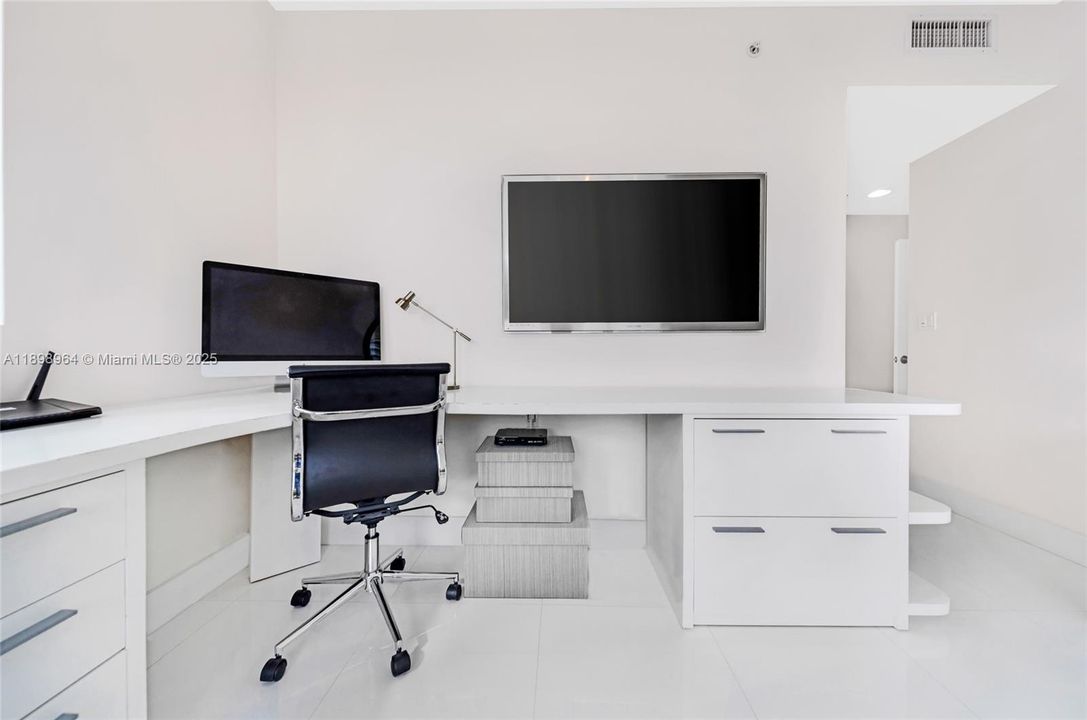 Recientemente alquilado: $4,000 (2 camas, 2 baños, 1058 Pies cuadrados)