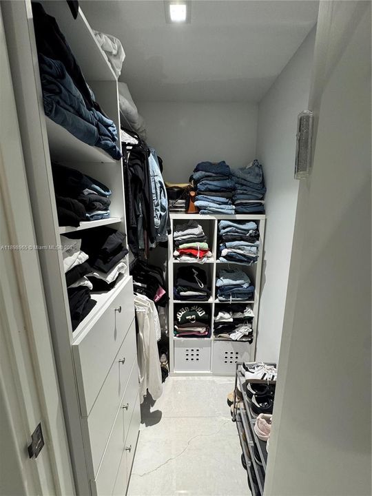 For Sale: $1,300,000 (4 beds, 3 baths, 2015 Square Feet)