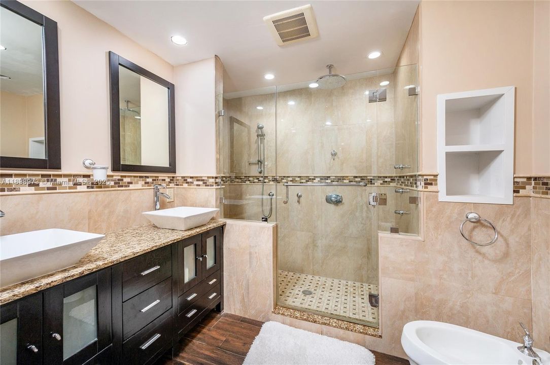 Active With Contract: $855,000 (4 beds, 2 baths, 1748 Square Feet)