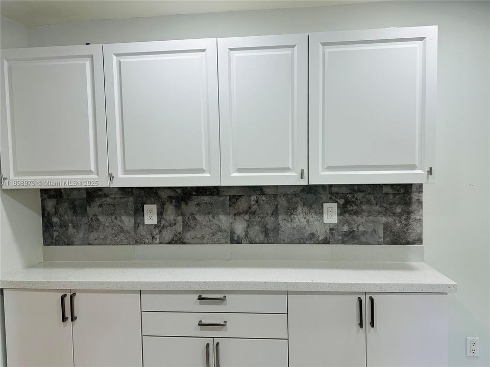 For Sale: $630,000 (3 beds, 2 baths, 1554 Square Feet)