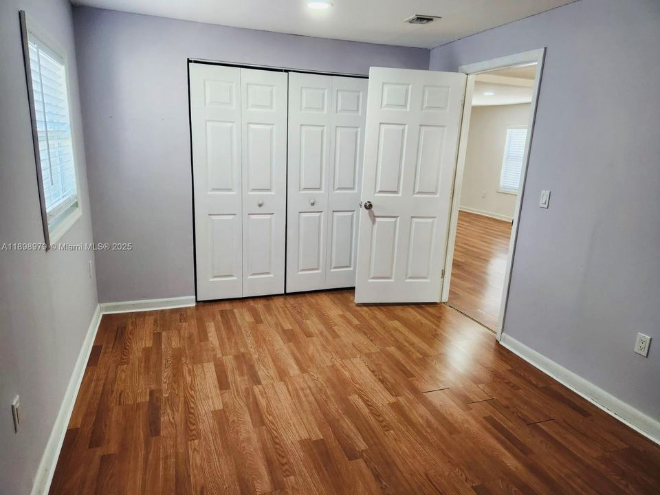 For Sale: $630,000 (3 beds, 2 baths, 1554 Square Feet)