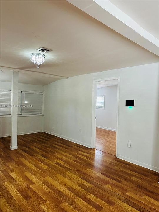 For Sale: $630,000 (3 beds, 2 baths, 1554 Square Feet)