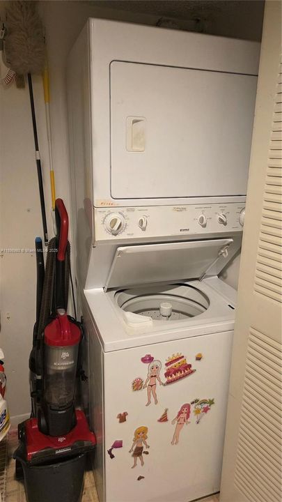 待售: $265,000 (2 贝兹, 2 浴室, 1533 平方英尺)