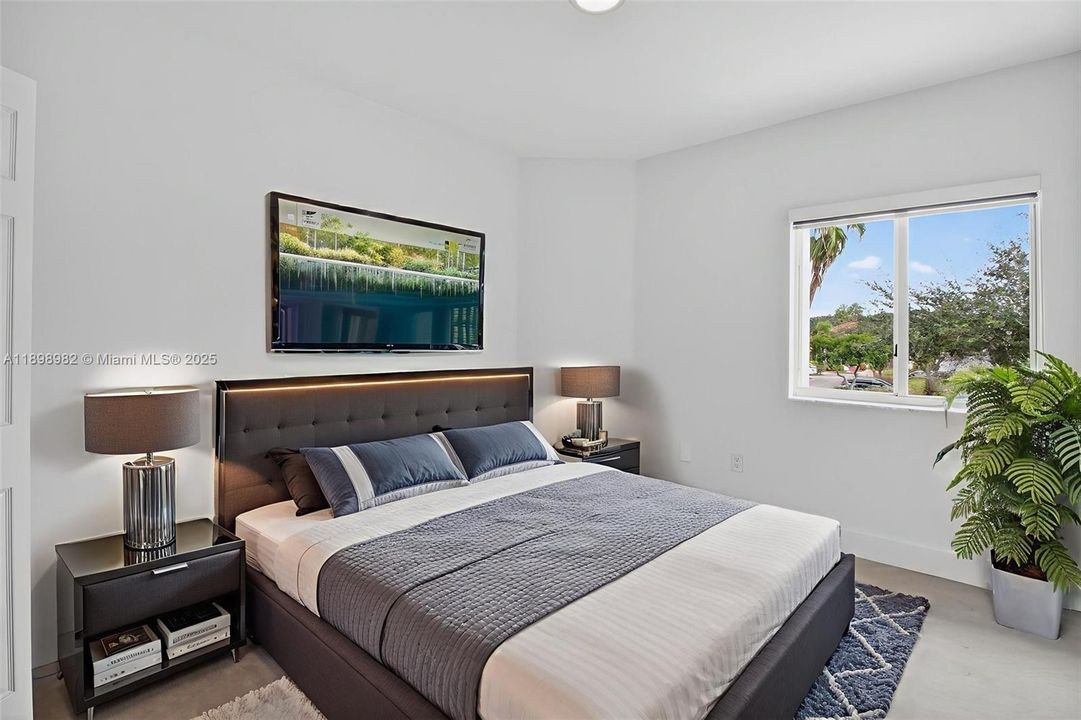 For Sale: $1,099,999 (5 beds, 3 baths, 2569 Square Feet)