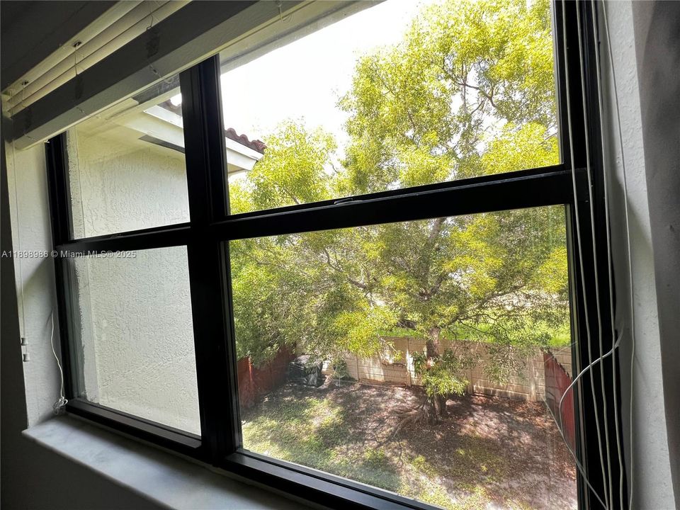 На продажу: $699,000 (3 спален, 2 ванн, 2014 Квадратных фут)