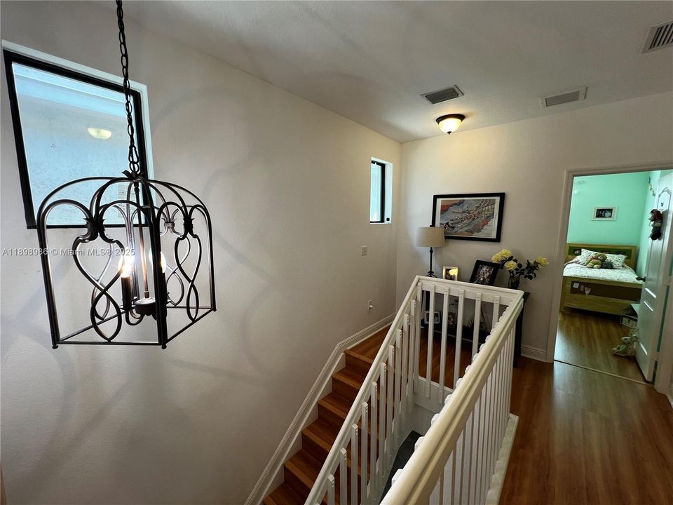 На продажу: $699,000 (3 спален, 2 ванн, 2014 Квадратных фут)