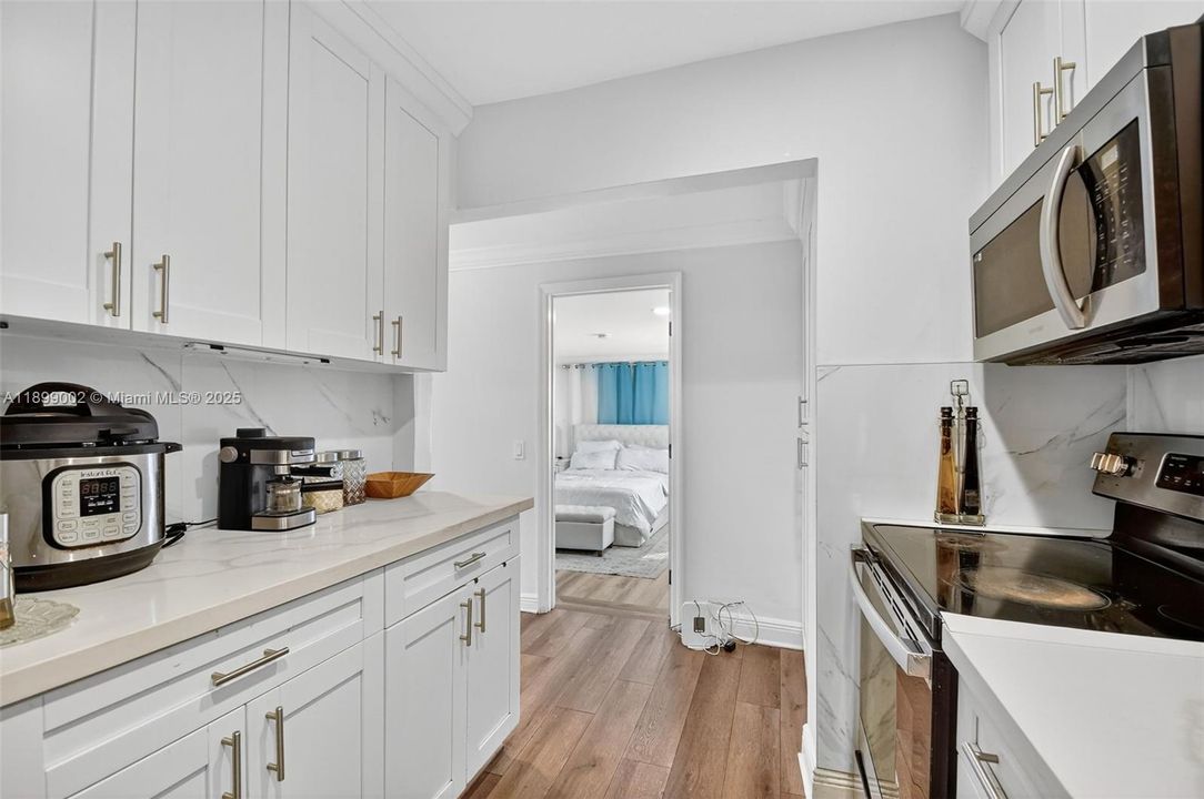 На продажу: $499,000 (4 спален, 1 ванн, 1190 Квадратных фут)