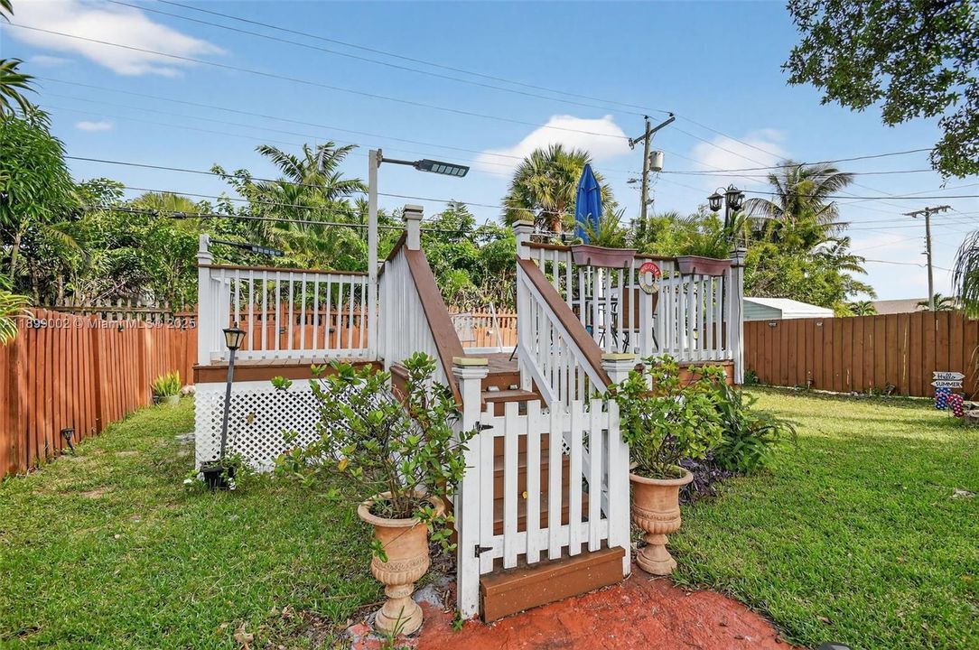 На продажу: $499,000 (4 спален, 1 ванн, 1190 Квадратных фут)