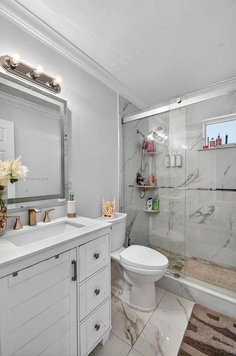 На продажу: $499,000 (4 спален, 1 ванн, 1190 Квадратных фут)