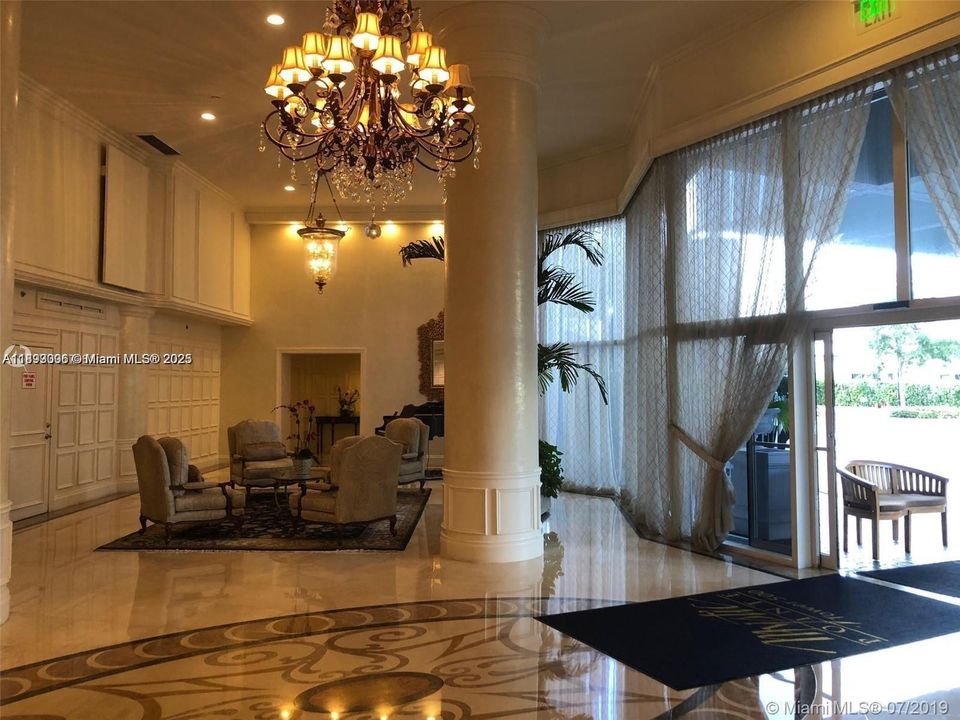 For Rent: $3,500 (2 beds, 2 baths, 1181 Square Feet)