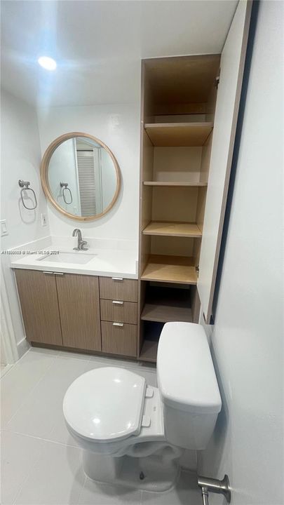 Recently Rented: $2,000 (1 beds, 1 baths, 765 Square Feet)