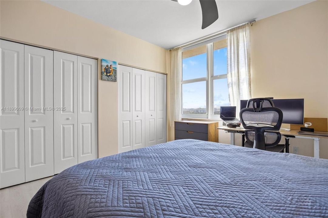 For Sale: $500,000 (2 beds, 2 baths, 1246 Square Feet)