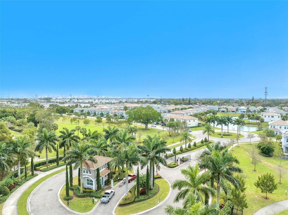 待售: $725,000 (3 贝兹, 2 浴室, 1906 平方英尺)