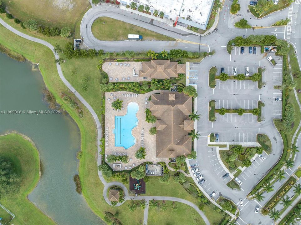 待售: $725,000 (3 贝兹, 2 浴室, 1906 平方英尺)