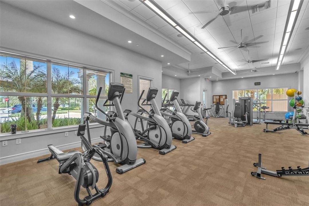 待售: $725,000 (3 贝兹, 2 浴室, 1906 平方英尺)