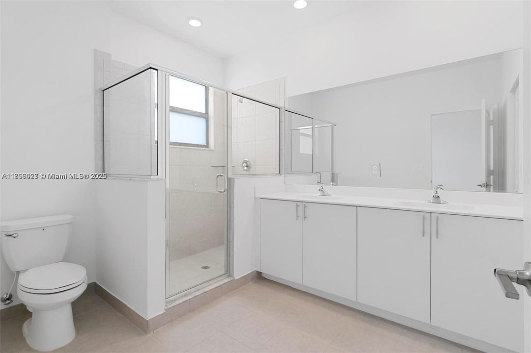 For Sale: $435,000 (3 beds, 2 baths, 1442 Square Feet)