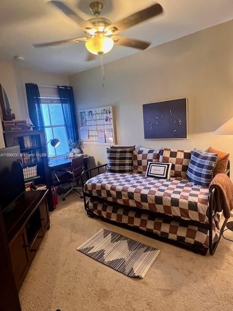 待售: $370,000 (3 贝兹, 2 浴室, 1306 平方英尺)