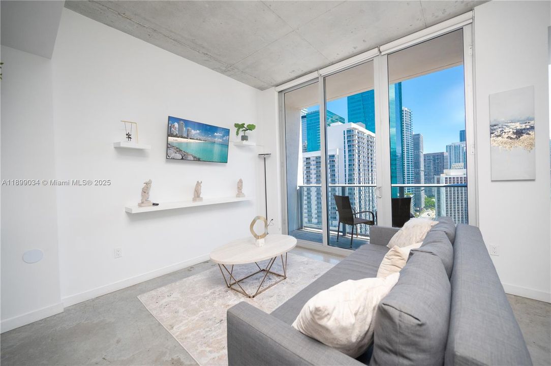 For Rent: $2,600 (1 beds, 1 baths, 533 Square Feet)