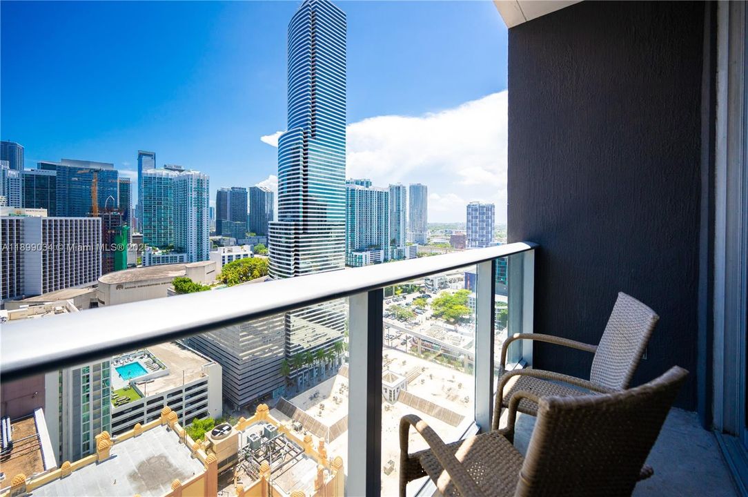 For Rent: $2,600 (1 beds, 1 baths, 533 Square Feet)