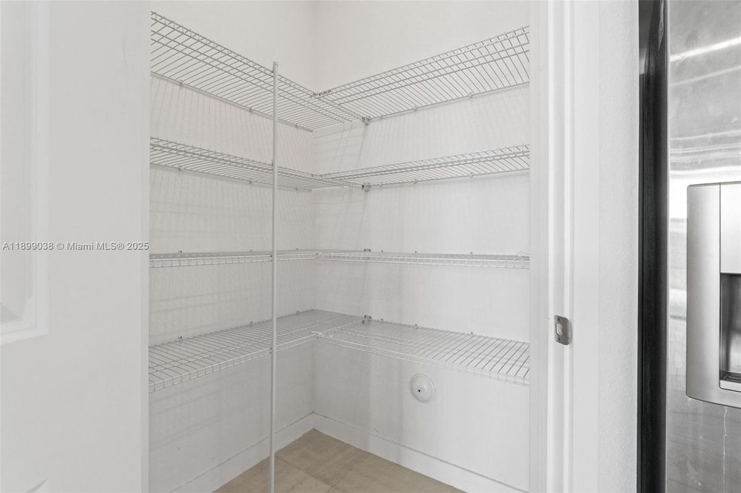 Recently Rented: $3,300 (4 beds, 2 baths, 2696 Square Feet)