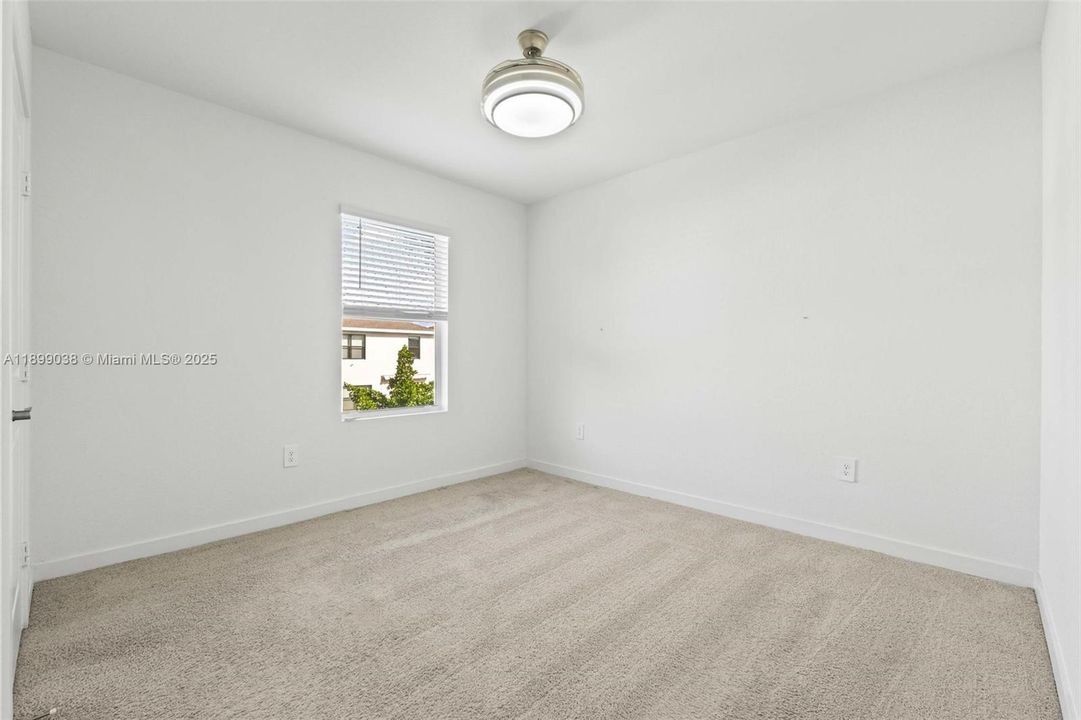 Recently Rented: $3,300 (4 beds, 2 baths, 2696 Square Feet)