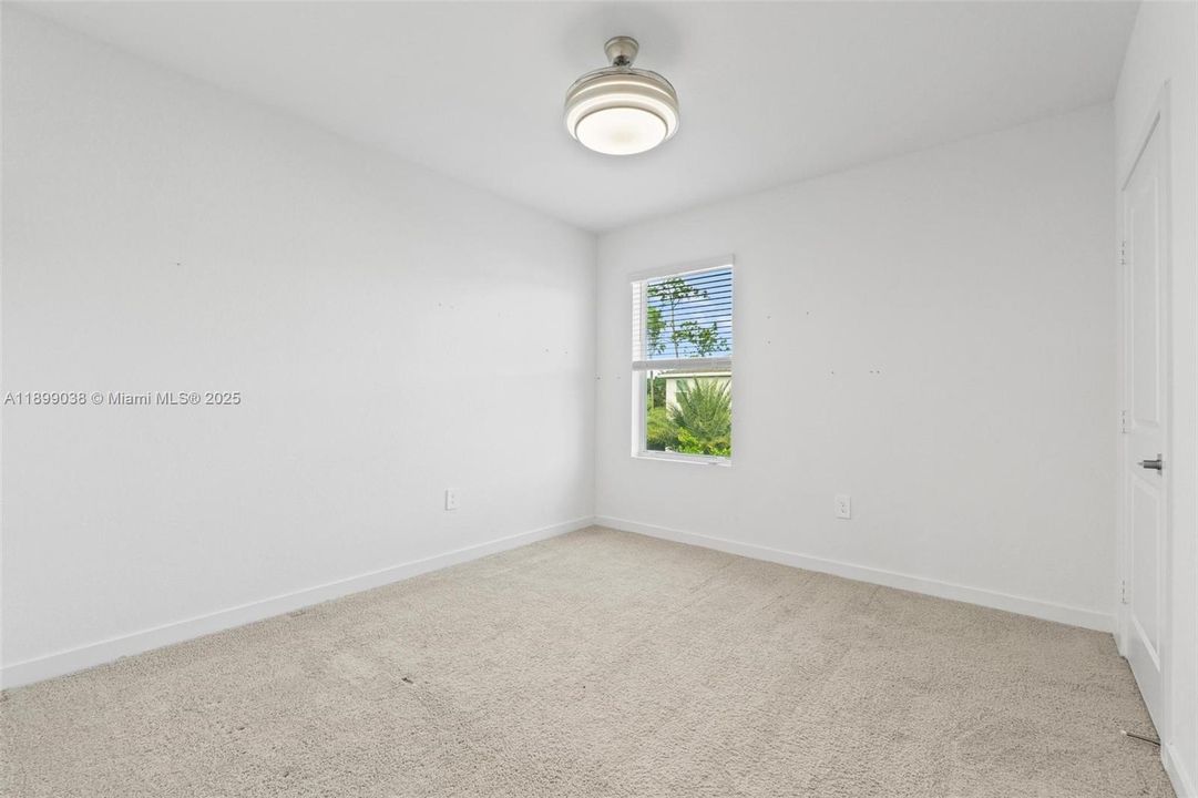 Recently Rented: $3,300 (4 beds, 2 baths, 2696 Square Feet)