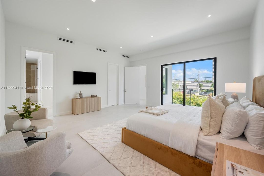 待售: $2,850,000 (4 贝兹, 5 浴室, 3336 平方英尺)