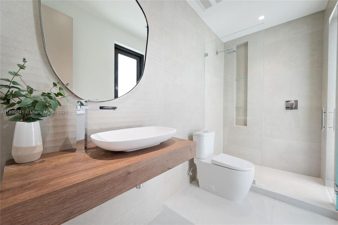 待售: $2,850,000 (4 贝兹, 5 浴室, 3336 平方英尺)