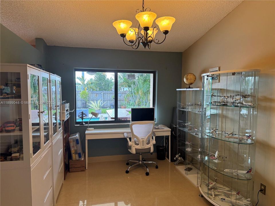 For Sale: $795,000 (4 beds, 2 baths, 2367 Square Feet)