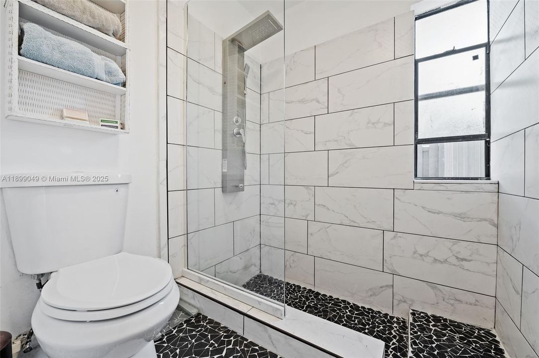 For Sale: $609,000 (3 beds, 2 baths, 1505 Square Feet)