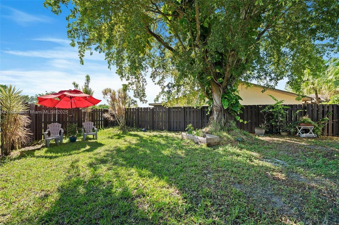 For Sale: $609,000 (3 beds, 2 baths, 1505 Square Feet)