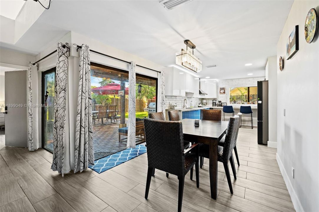 For Sale: $609,000 (3 beds, 2 baths, 1505 Square Feet)