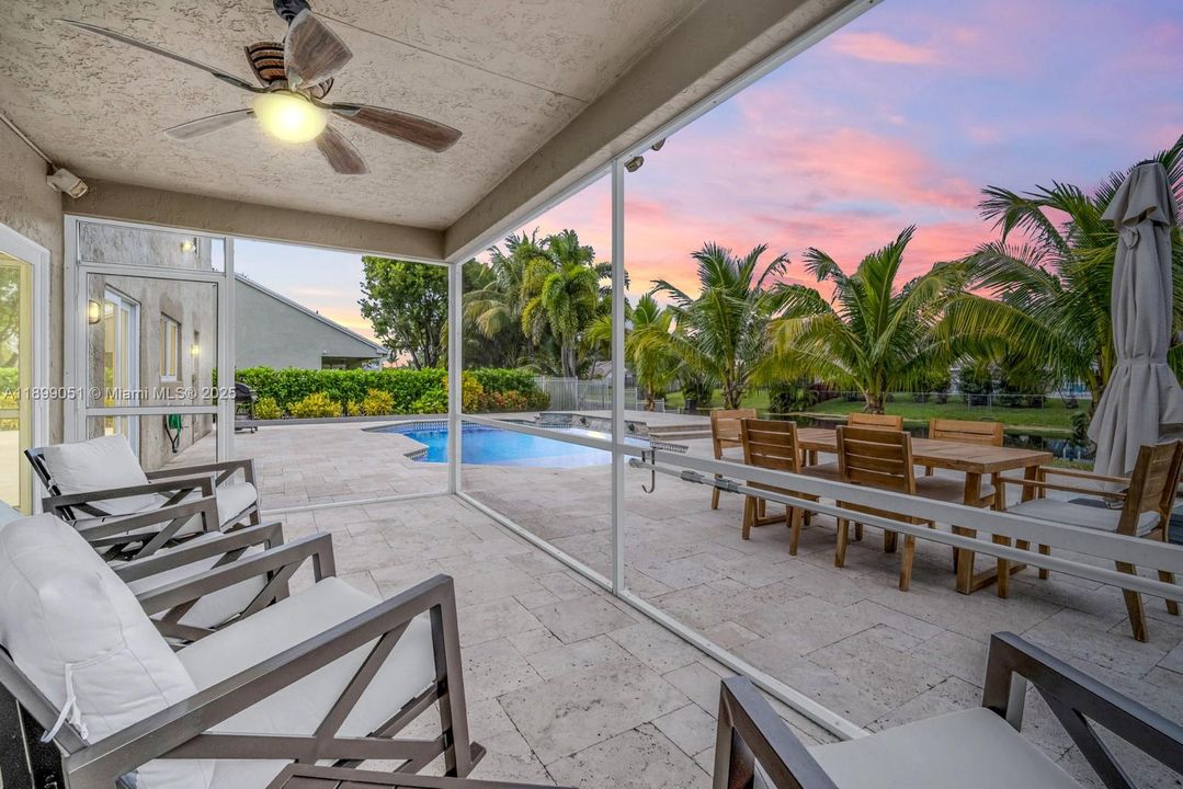 Active With Contract: $1,050,000 (5 beds, 3 baths, 2686 Square Feet)