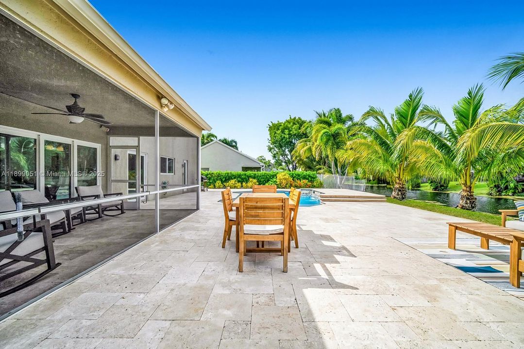 Active With Contract: $1,050,000 (5 beds, 3 baths, 2686 Square Feet)