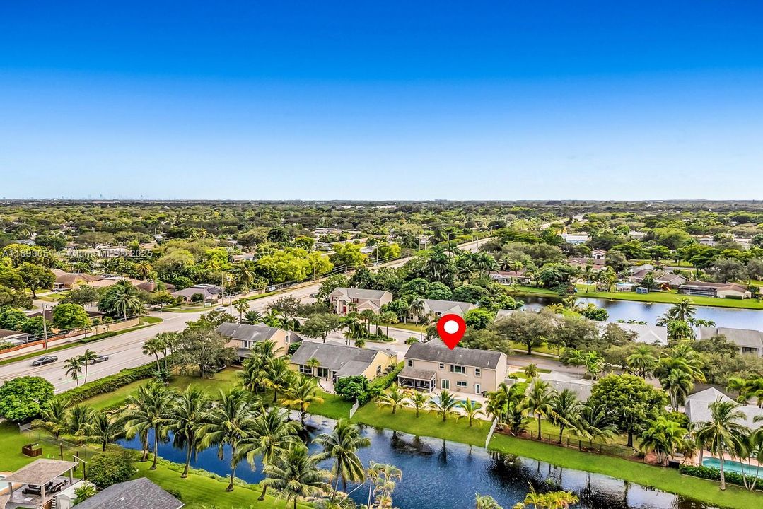 Active With Contract: $1,050,000 (5 beds, 3 baths, 2686 Square Feet)