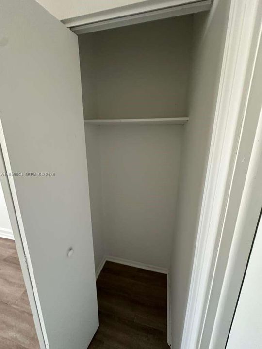 For Rent: $1,500 (1 beds, 1 baths, 840 Square Feet)