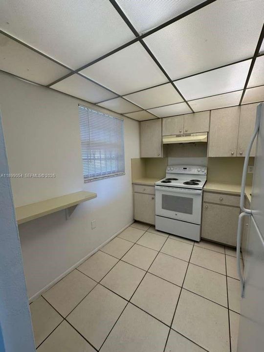 For Rent: $1,500 (1 beds, 1 baths, 840 Square Feet)