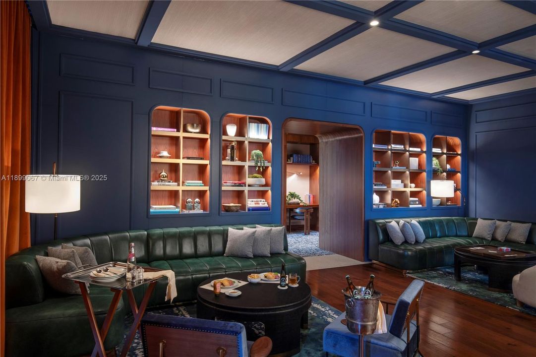 Activo con contrato: $14,000 (2 camas, 2 baños, 942 Pies cuadrados)