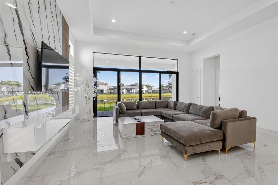 For Sale: $1,759,000 (3 beds, 4 baths, 2573 Square Feet)