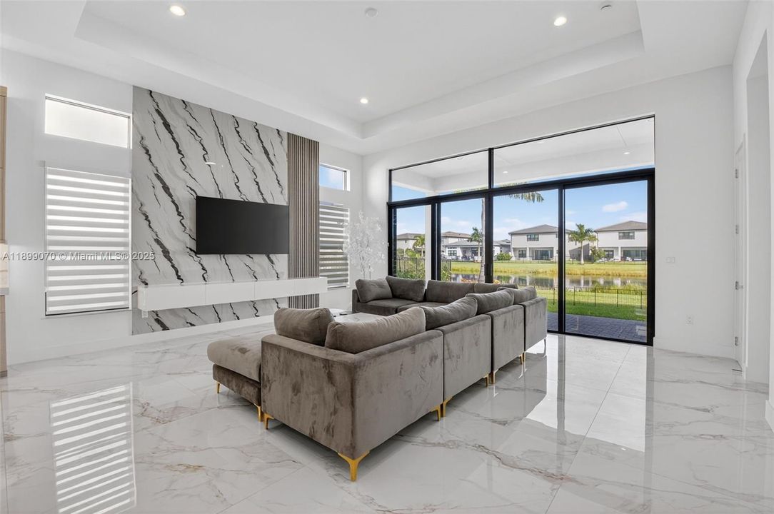 For Sale: $1,759,000 (3 beds, 4 baths, 2573 Square Feet)