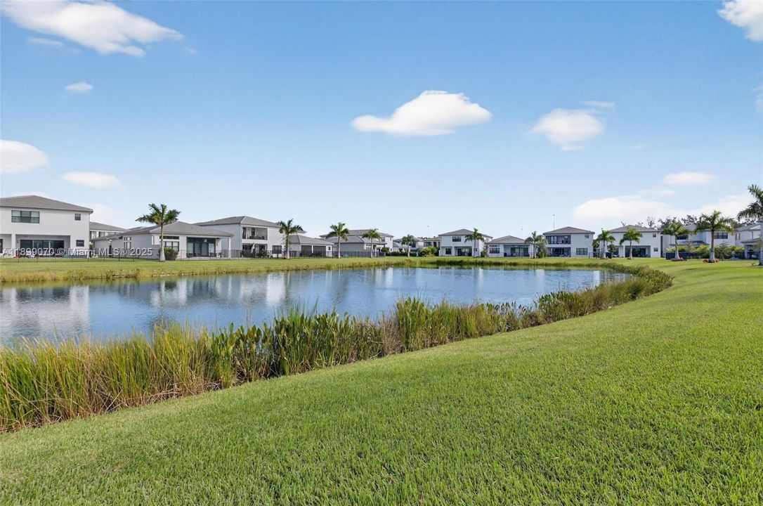 For Sale: $1,759,000 (3 beds, 4 baths, 2573 Square Feet)