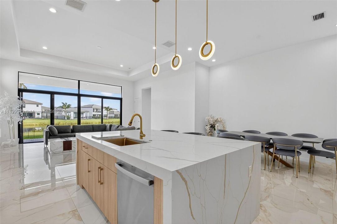 For Sale: $1,759,000 (3 beds, 4 baths, 2573 Square Feet)