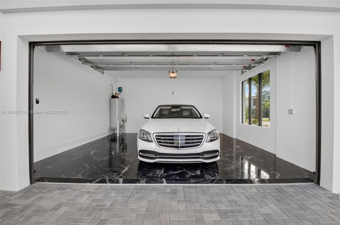 For Sale: $1,759,000 (3 beds, 4 baths, 2573 Square Feet)