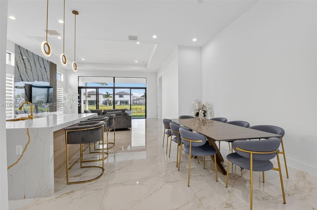 For Sale: $1,759,000 (3 beds, 4 baths, 2573 Square Feet)