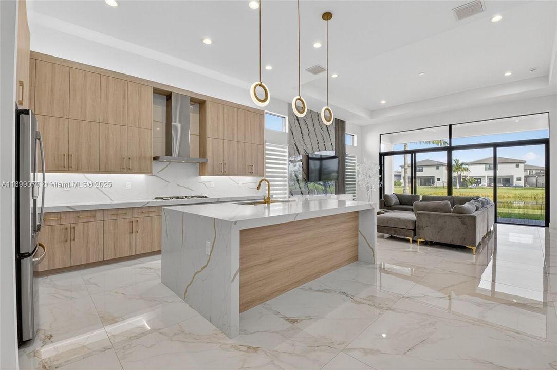 For Sale: $1,759,000 (3 beds, 4 baths, 2573 Square Feet)