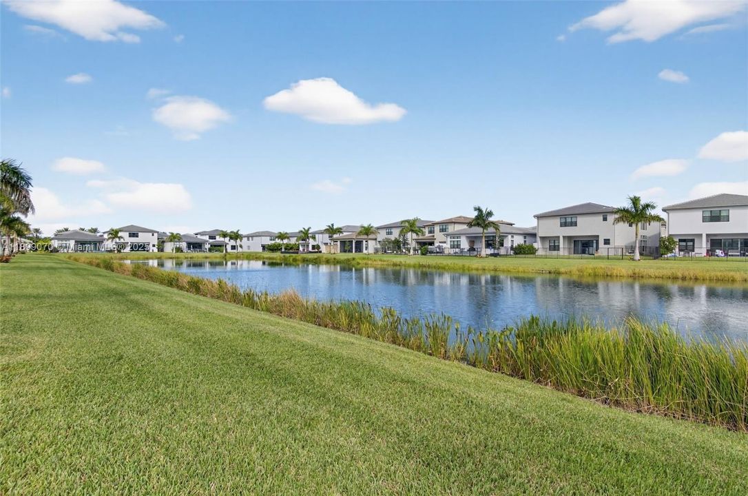 For Sale: $1,759,000 (3 beds, 4 baths, 2573 Square Feet)