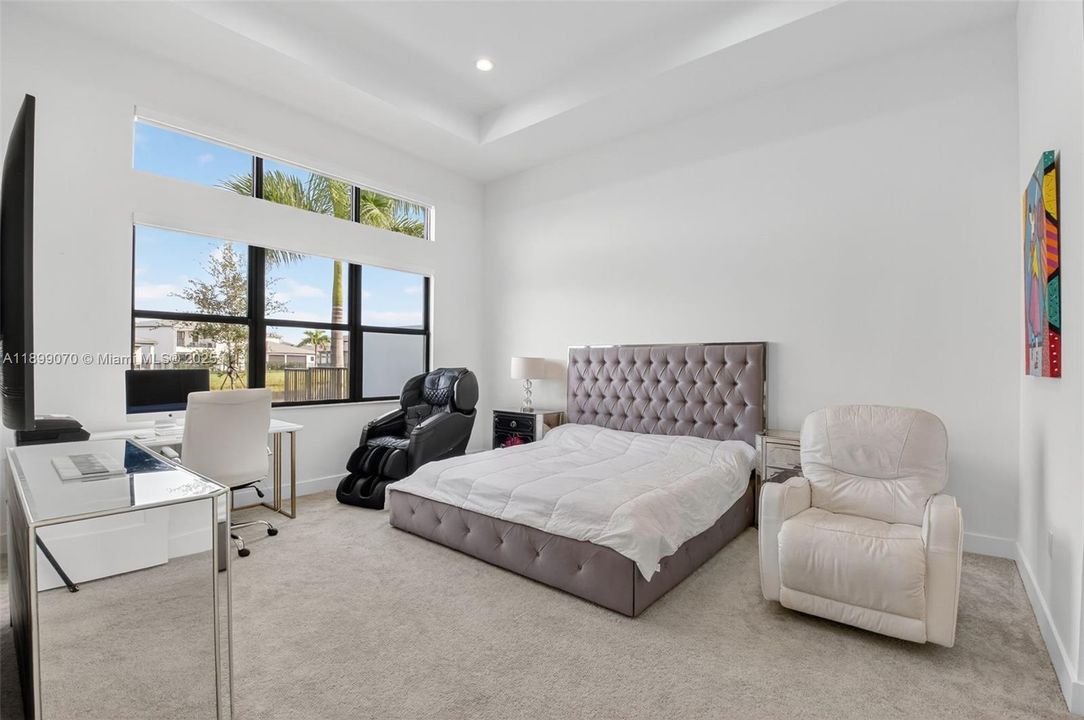 For Sale: $1,759,000 (3 beds, 4 baths, 2573 Square Feet)