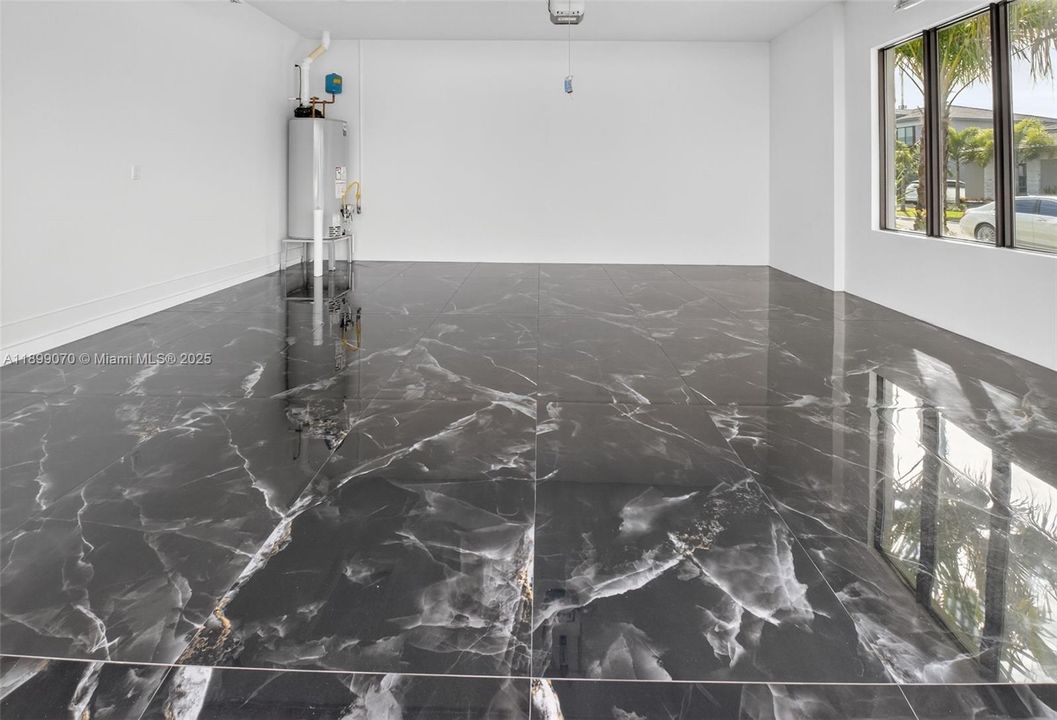 For Sale: $1,759,000 (3 beds, 4 baths, 2573 Square Feet)