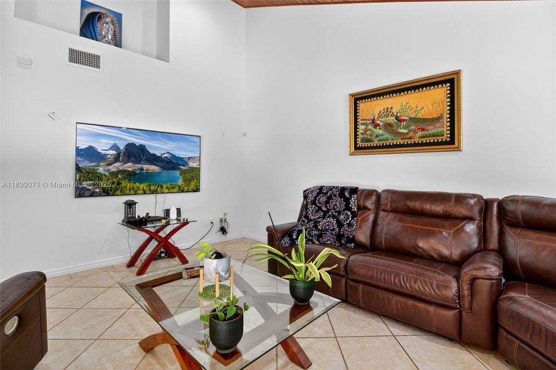 For Sale: $1,750,000 (5 beds, 3 baths, 3282 Square Feet)