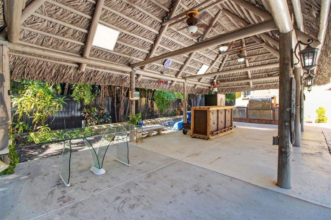 For Sale: $1,750,000 (5 beds, 3 baths, 3282 Square Feet)